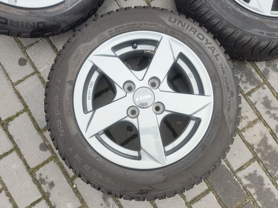 Koła zimowe 4x100 Rial 5,5Jx14 et47 cb54mm piekne opony 175 65 R14