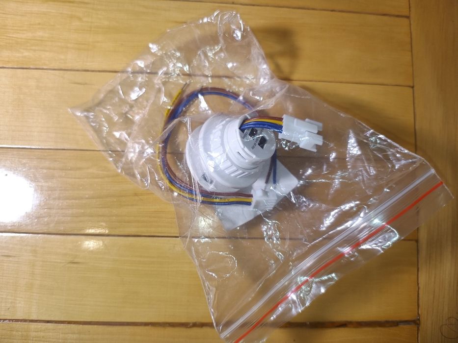 Датчик руху 110-220V