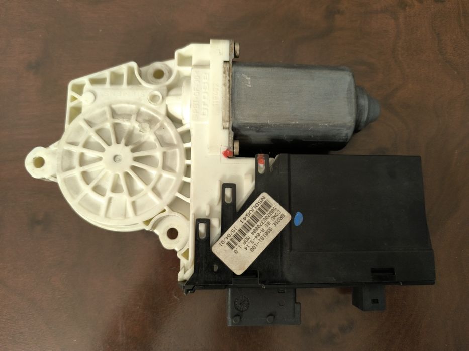 Motor vidro frente esquerdo C5 I (DC_) 
CITROËN C5 I (DC_)