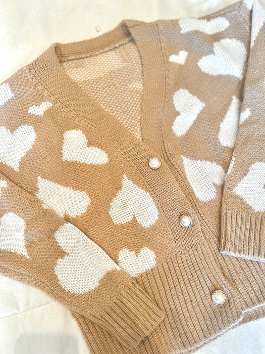 Cardigan com corações