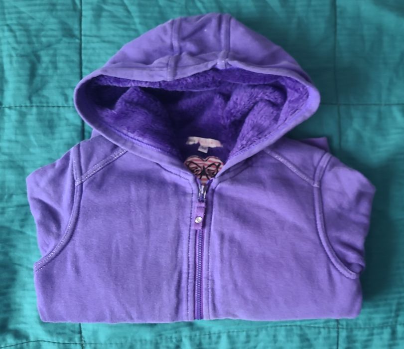 Bluza z kapturem na futerkiem rozm.140