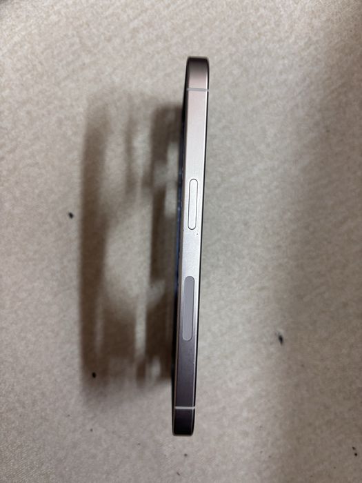 Рамка корпуса Iphone 15 pro e-sim Usa