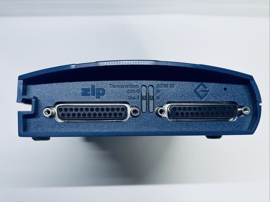 Drive Externa Iomega Zip 250/100 - Com 10 discos extra64552562522369122