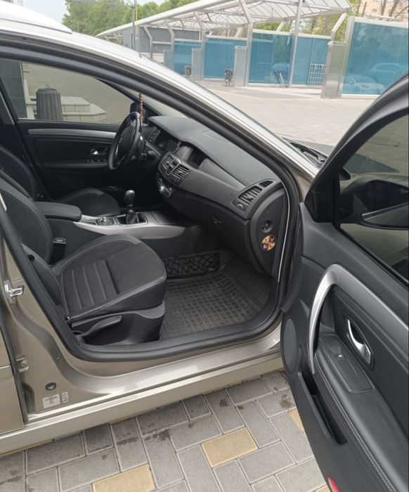 Продам авто Renault Laguna