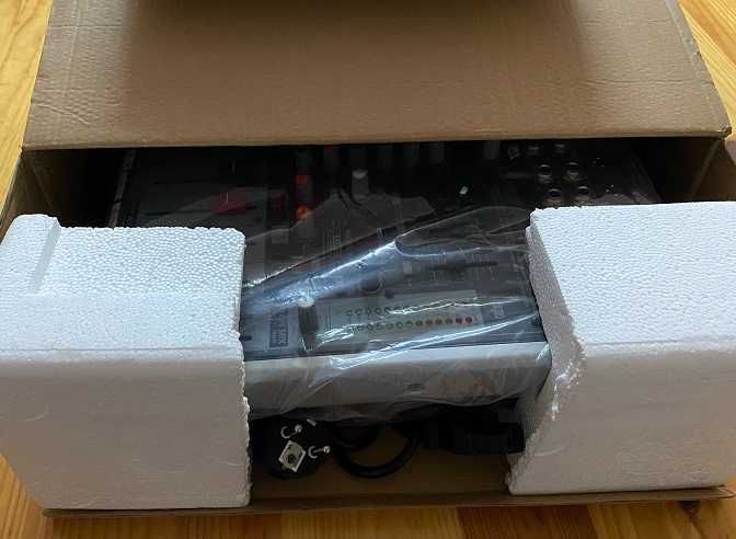 Behringer XENYX X1222USB