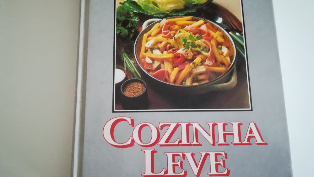 Receitas : Um Mundo de Sabores - 4 livros