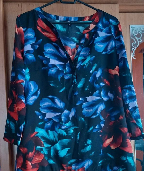 Bluzka w kwiaty wyraziste kolory Greenpoint