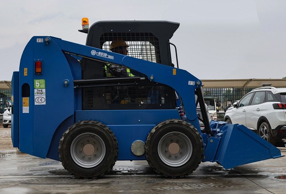 Mini Carregadora Rippa RS10 - Nova