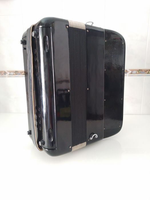 Acordeon/Acordeão     Coop. L' Armonica