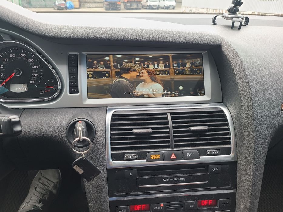 Автомагнітола для Audi Q7 8/64GB візьміть в дорогу Waze та YouTube Music