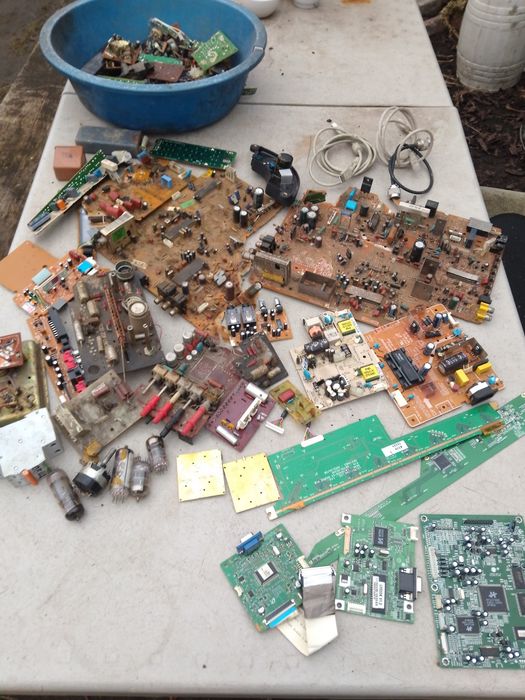 Продам платы разные.