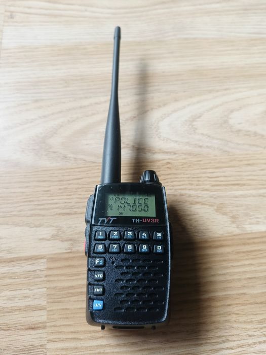 Radio TYT  TH-UV3R krótkofalówka PMR skaner  komplet dodatki