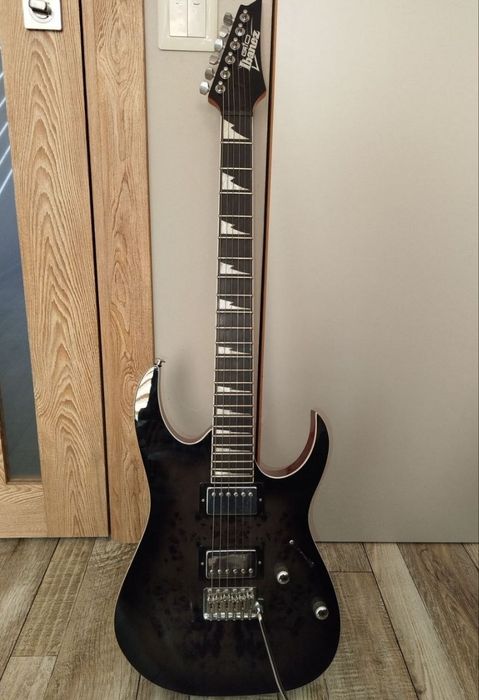 Продам електрогітару IBANEZ GRG220PA1 + дісторшн педаль