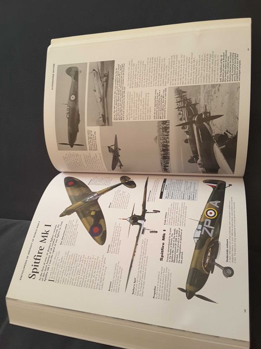 The Encyclopedia of Aircraft of World War II / Hitler’s Navy