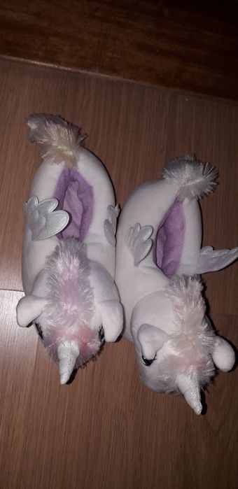 Pantufas Unicórnio com asas