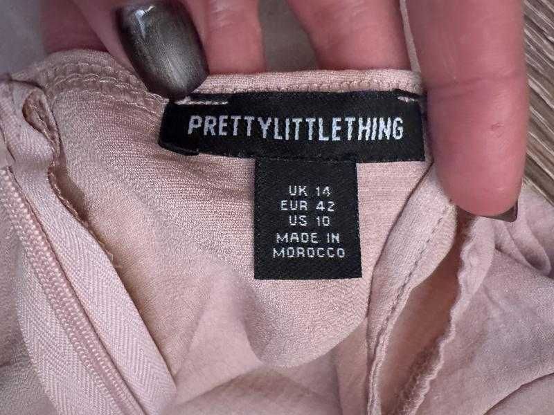 Шикарний літній комбінезон pretty little things 42 розмір
