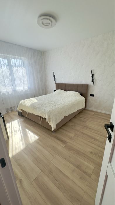 Продам будинок новобудова з ремонтом ,підвал