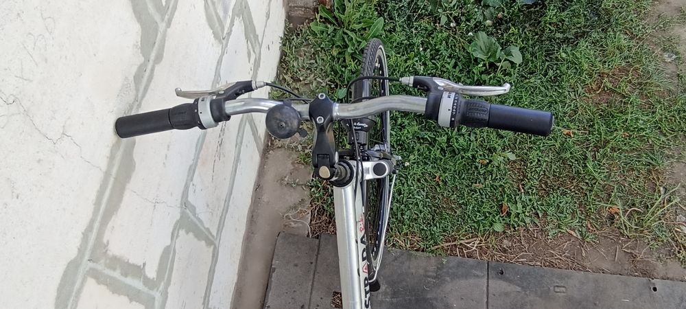 Продам велосипед дамка La Strada