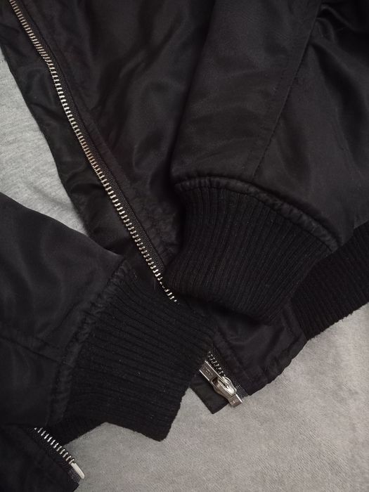 Курточка бомбер на девочку