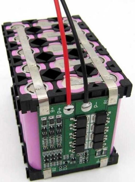 Корпус для складання акумулятора на 12V для ДБЖ - Кейс для 18650