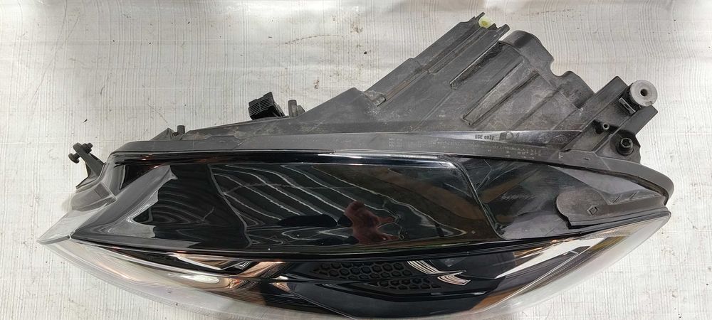 Lampa Lewa Przód VW Volkswagen Golf VII Full Led Lift Stan idealny !!!