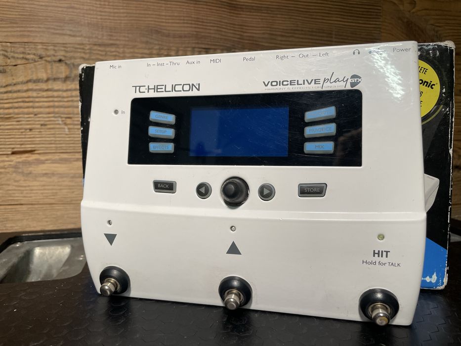 TC Helicon VoiceLive Play GTX procesor dla wokalisty gitarzysty