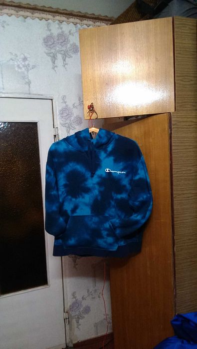 Оригинальный и Стильный  худи Champion в крутом цвете УНМИСЕКС L-XL