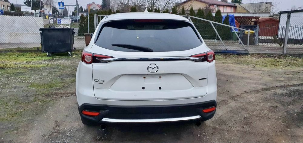 Mazda CX9  /biała perła / nowy model /7 osobowa 2.5 benz