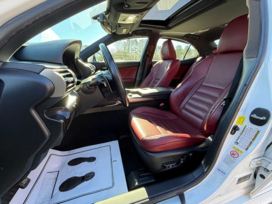 Lexus IS 200t      2016