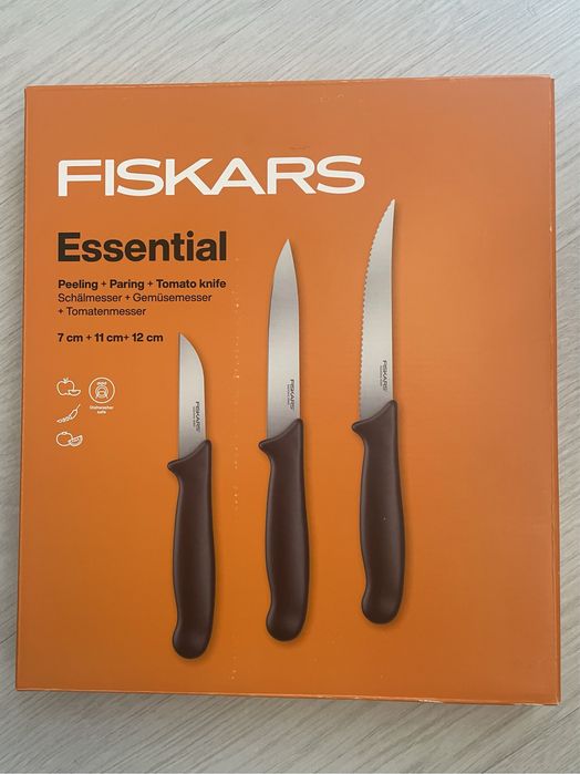 Nowy komplet noży Fiskars