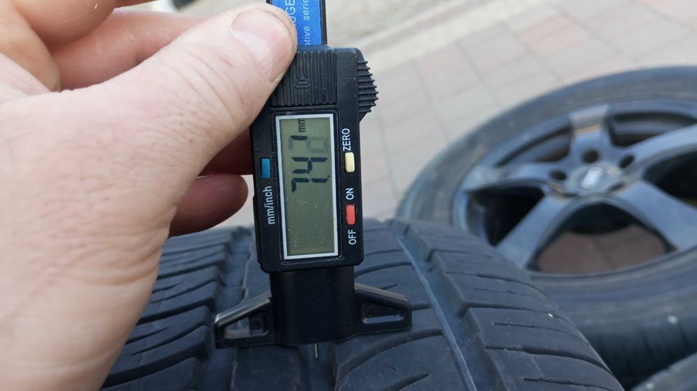 ALU 5x112 235/60/17 Pirelli 235/65R17 102V Scorpion Zero Lato 7,4mm