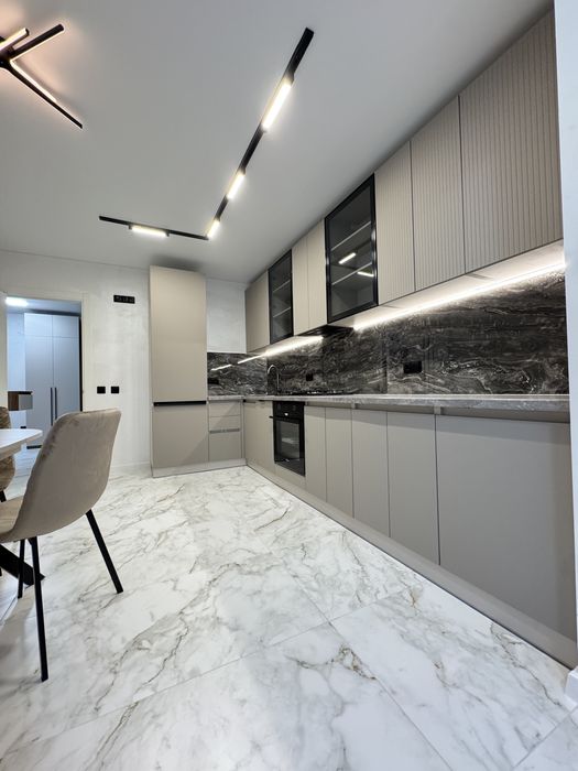 2 кімнатна квартира продаж Бам єр іо меблі техніка