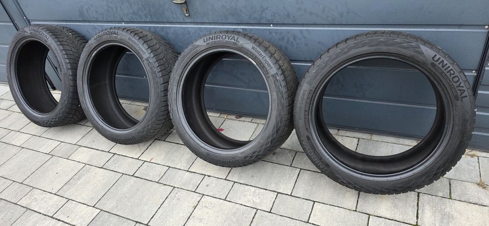 Opony zimowe Opony Zimowe Uniroyal WinterExpert 245/45 R19 – 4 szt.