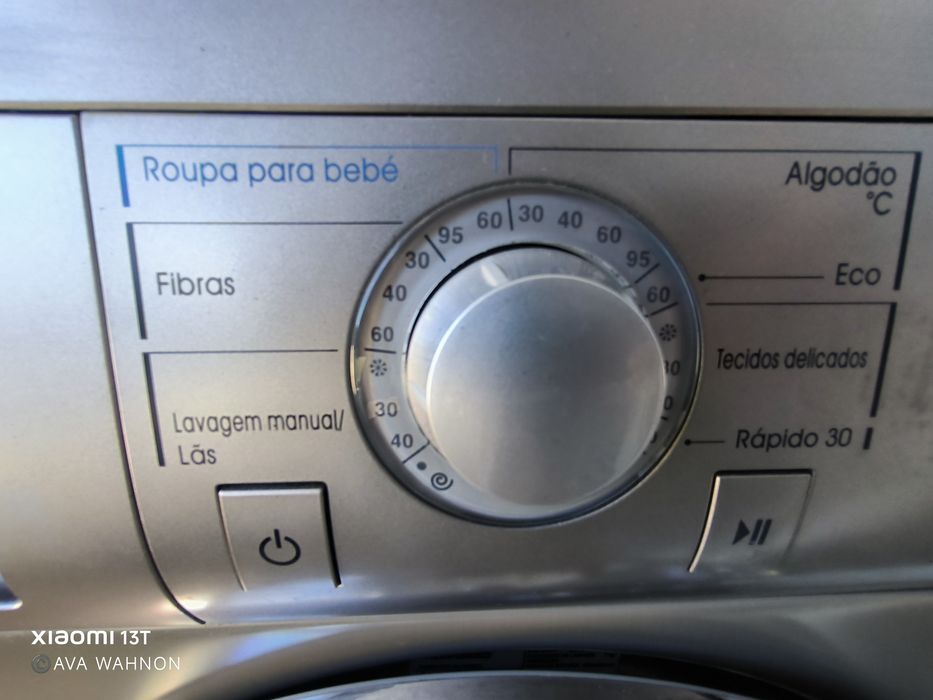 Vendo Máquina de Lavar Roupa LG