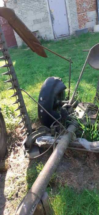 Kosiarka konna na żelaznych kołach