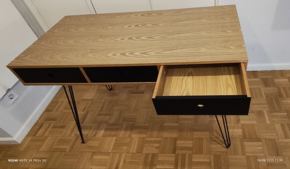 Secretaria de quarto