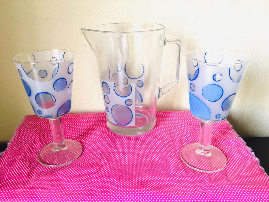 Conjunto de jarro + 9 copos com bolas446831678268395520