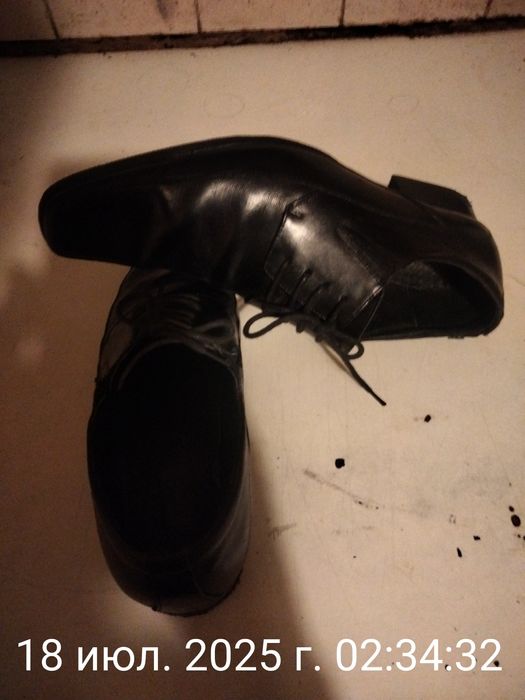 Туфли новые марка  LOŔD новые   рзм,   44. Возможен Торг