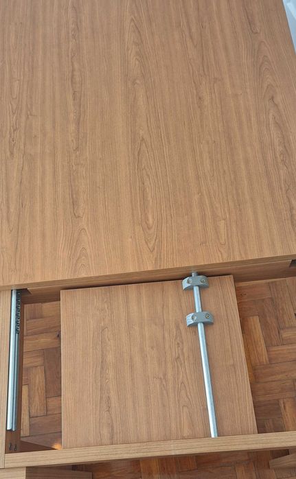 Conjunto mesa de sala e  4 cadeiras