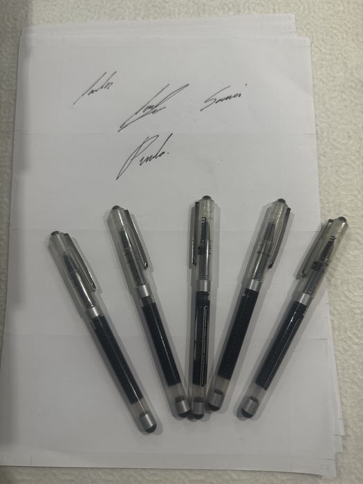 Canetas Ponta Fina 0,5mm Rolling Pen, Cor Preta