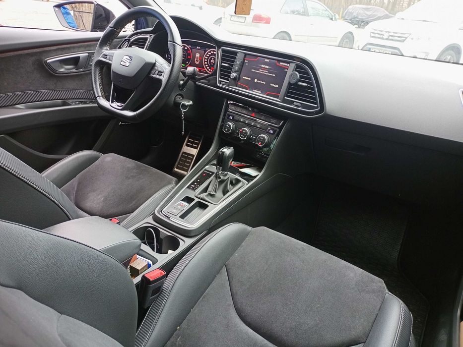 Drugi Urząd Skarbowy w Katowicach // Seat Leon ST 2018 r. 300 KM