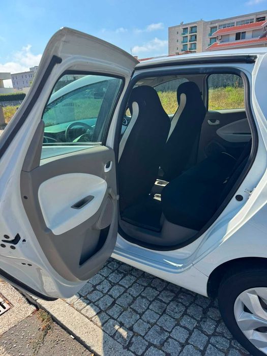 Renault Zoe 41KW (Bateria Própria, 350KM Autonomia)