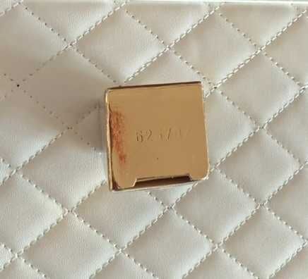 Batom Yves Saint Laurent Rouge Volupté Shine Oil-in-Stick nº85