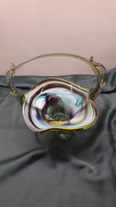 Szklany kolorowy koszyk