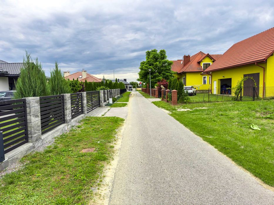 Działka budowlana 1344 m² – spokojna okolica, blisko Radawy - View 4