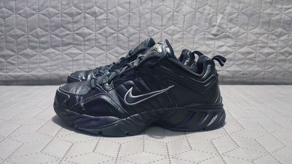Оригінальні кросівки NIKE, 39 р, 24,5-25,5 см