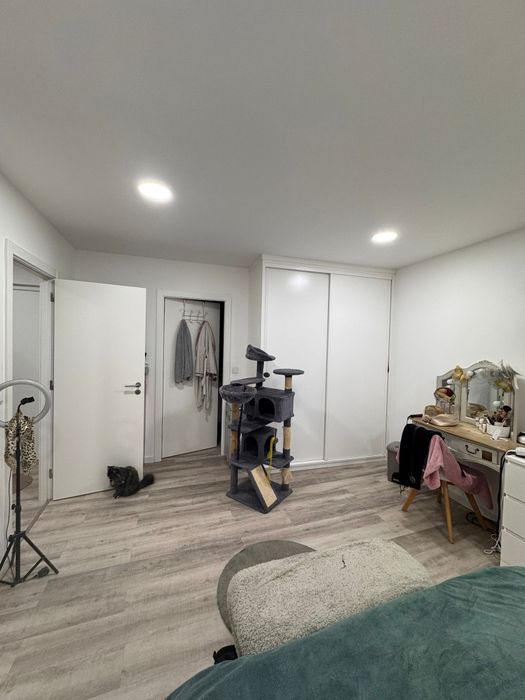 Alugo studio em zona central de castelo branco
