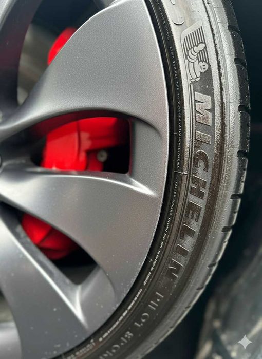 Tesla Model Y 2022• Performance 82 kWh Dual Motor (534 к.с.) AWD Base