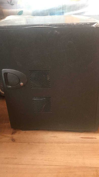 Продаю великий корпус для ПК.