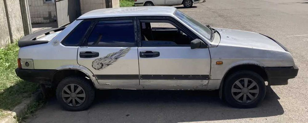 ВАЗ 21099 автомобіль на газу